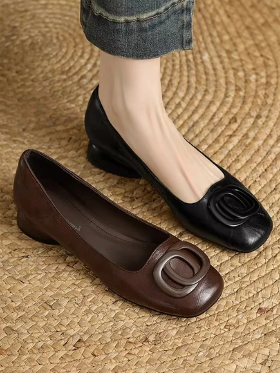 DELAMONT| Ballerines en Cuir Bout Carré Margot