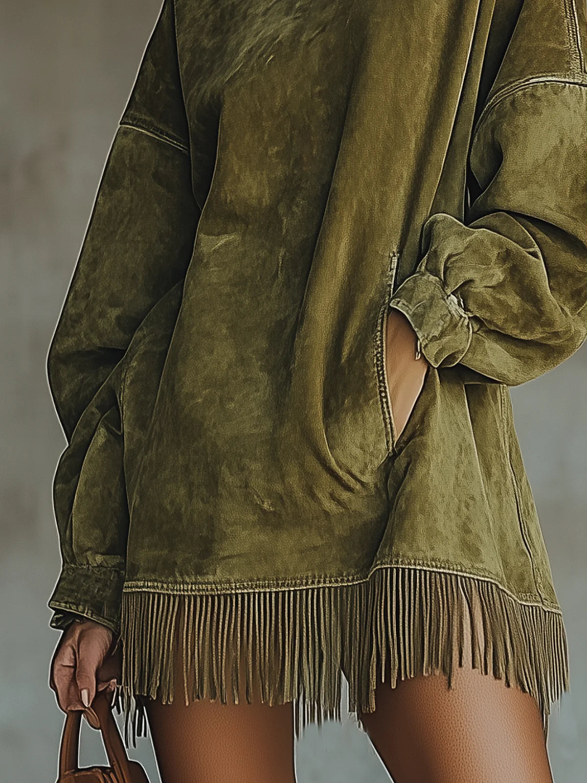 Delamont Paris | Robe en Suédine à Col Montant et Franges