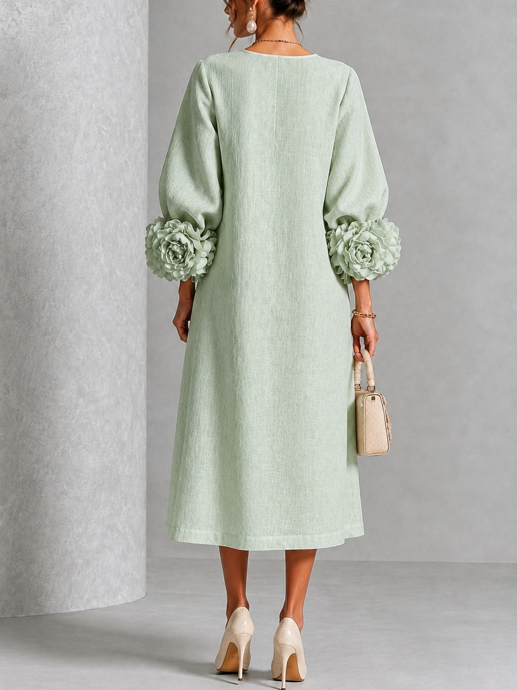 Capucine | Robe midi à manches bouffantes et boutons fleuris