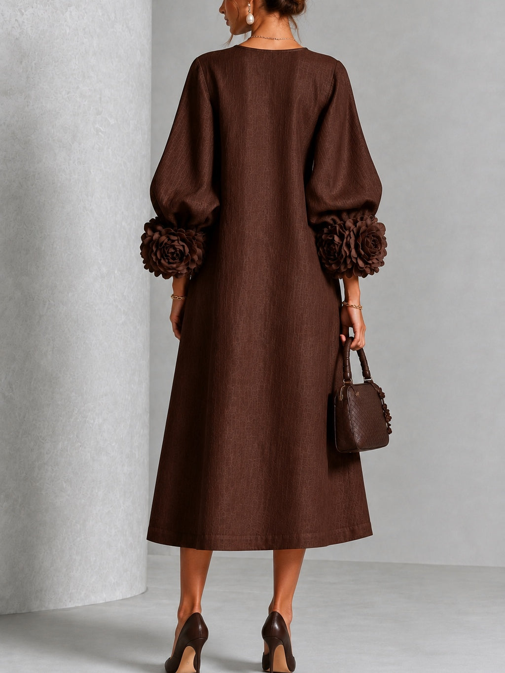 Capucine | Robe midi à manches bouffantes et boutons fleuris