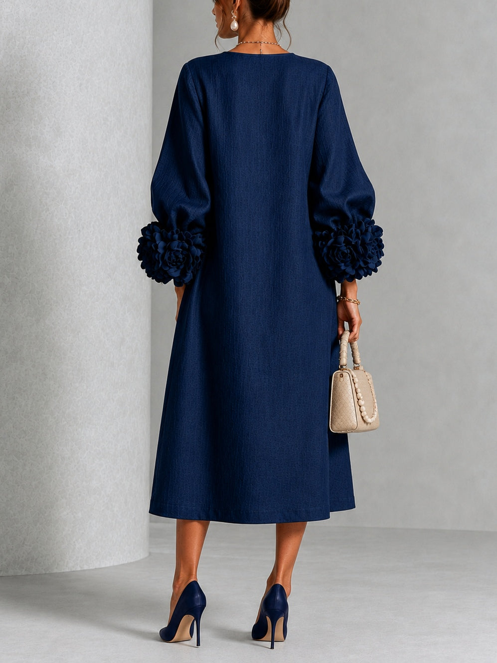 Capucine | Robe midi à manches bouffantes et boutons fleuris